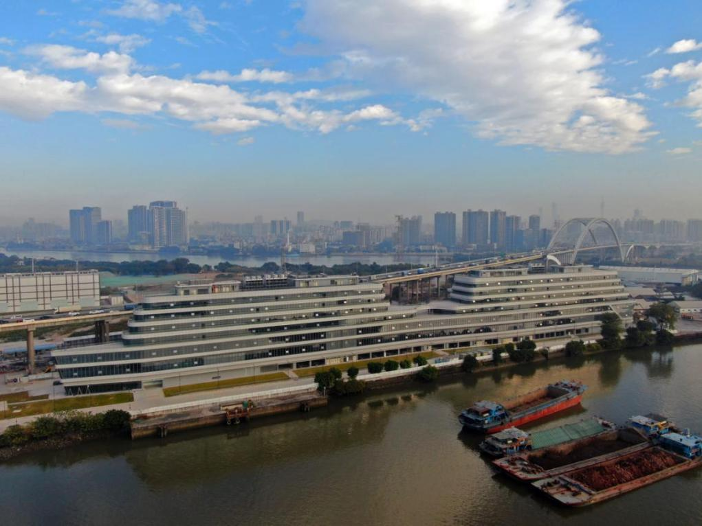 广州火博HB体育属下总承包集团承建的黄沙水产新市场竣工